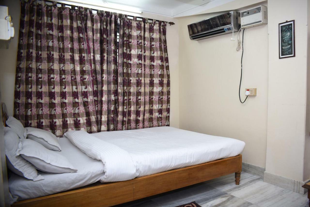 Spot On 37646 Hotel Centre Palace Силчар Екстериор снимка